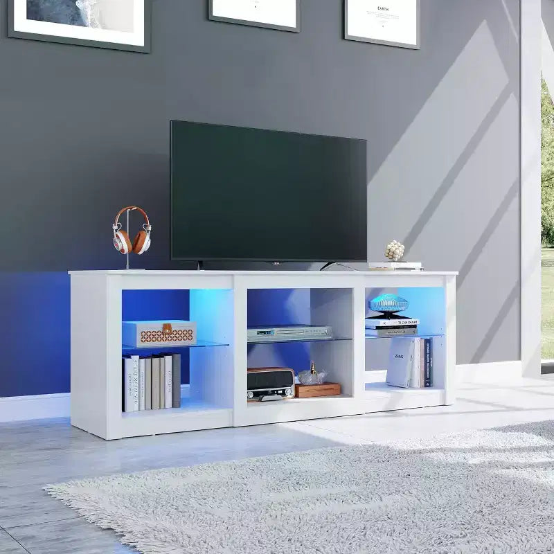 Meuble TV blanc avec lumières LED pour téléviseurs jusqu'à 65 pouces, meuble de divertissement avec étagères en verre