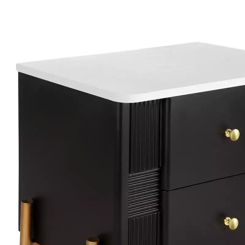 Table de chevet moderne minimaliste avec 2 tiroirs, poignées et pieds en métal doré, design texturé