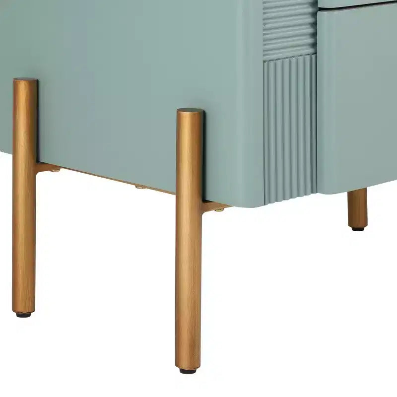 Table de chevet moderne minimaliste avec 2 tiroirs, poignées et pieds en métal doré, design texturé
