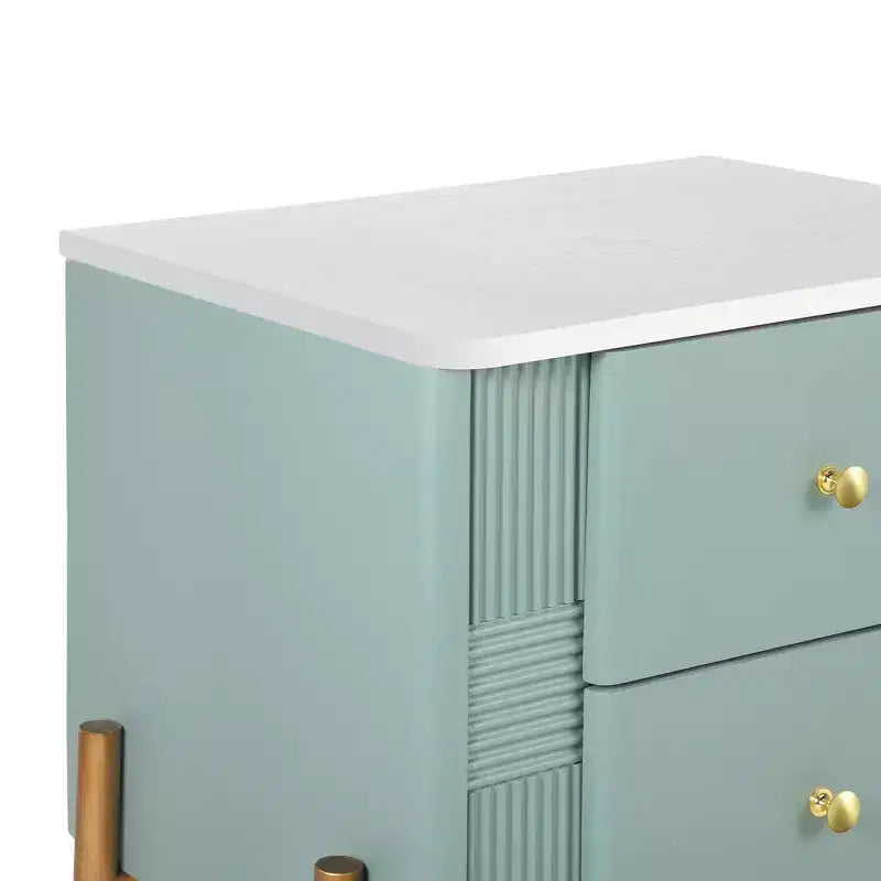 Table de chevet moderne minimaliste avec 2 tiroirs, poignées et pieds en métal doré, design texturé