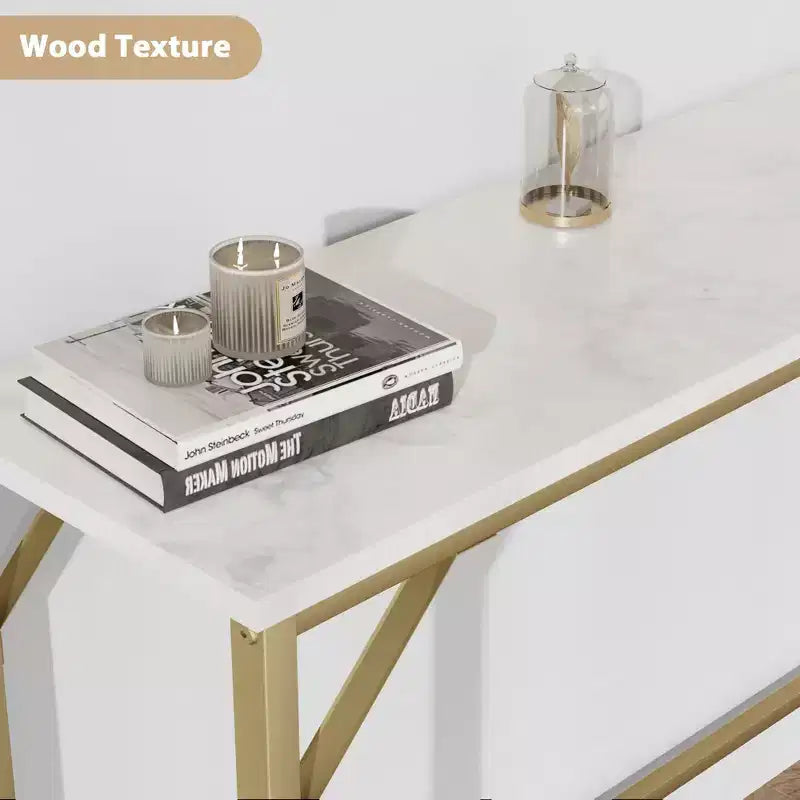 Console étroite avec prises, Table de canapé dorée pour salon et entrée